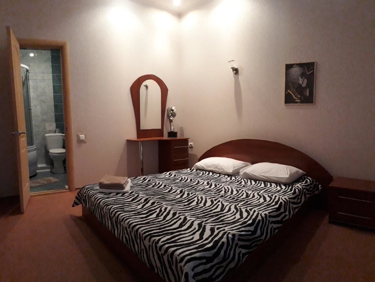 Отель Hotel Azov Бердянск-13