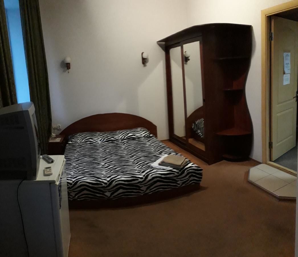 Отель Hotel Azov Бердянск-30